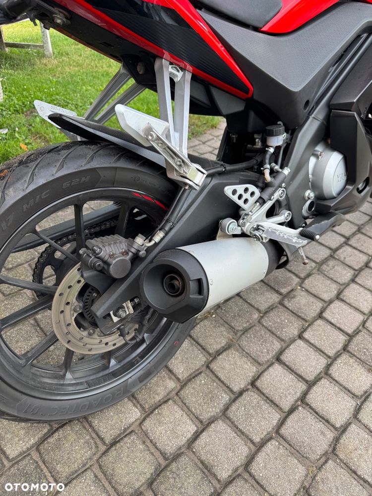 Yamaha R125 - 4