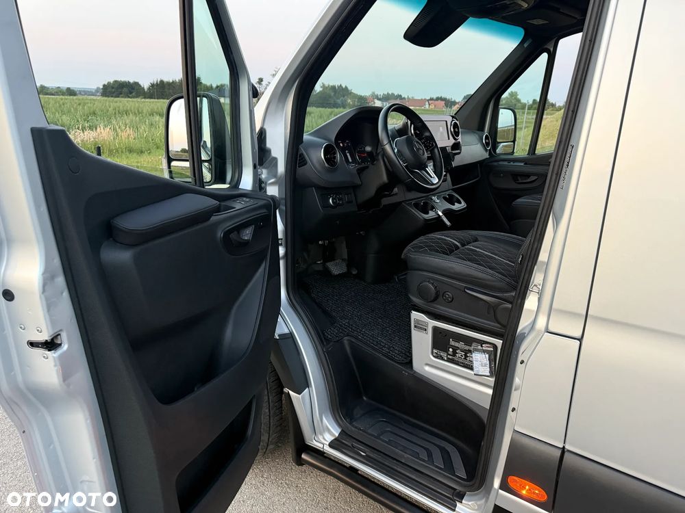 Mercedes-Benz Sprinter - 9