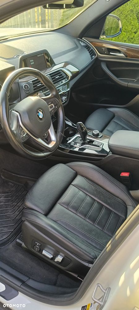 BMW X3 xDrive28i xLine - 12