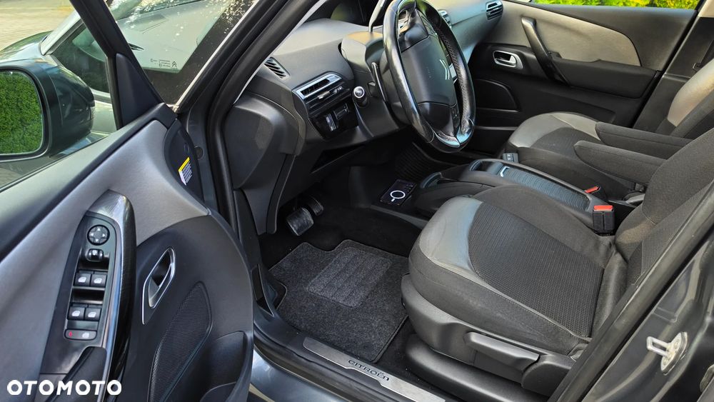Citroën C4 Picasso 2.0 BlueHDi Shine S&S EAT6 - 17