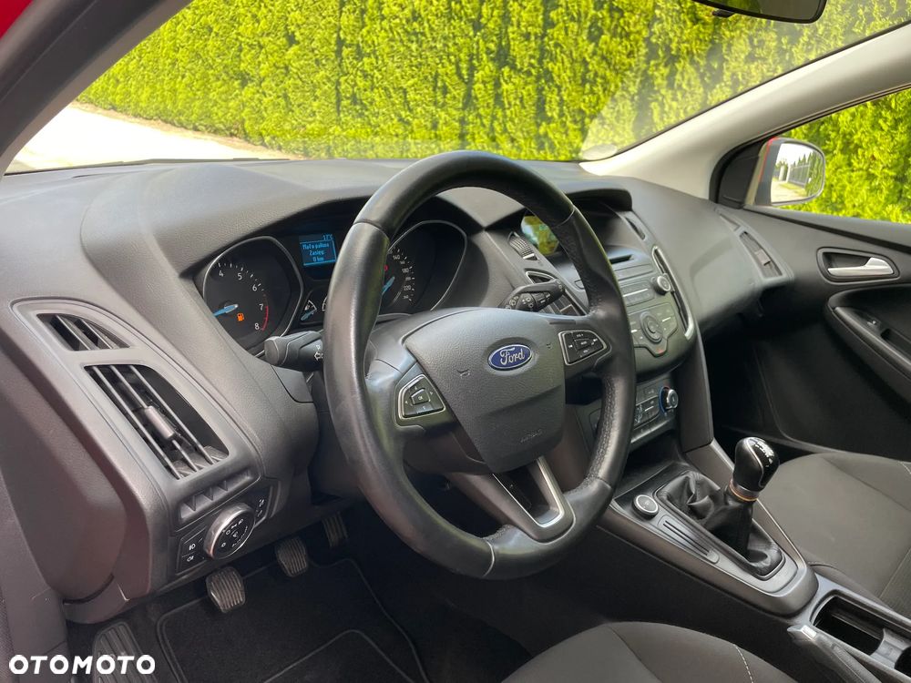 Ford Focus Turnier 1.6 Ti-VCT Champions Edition - 5