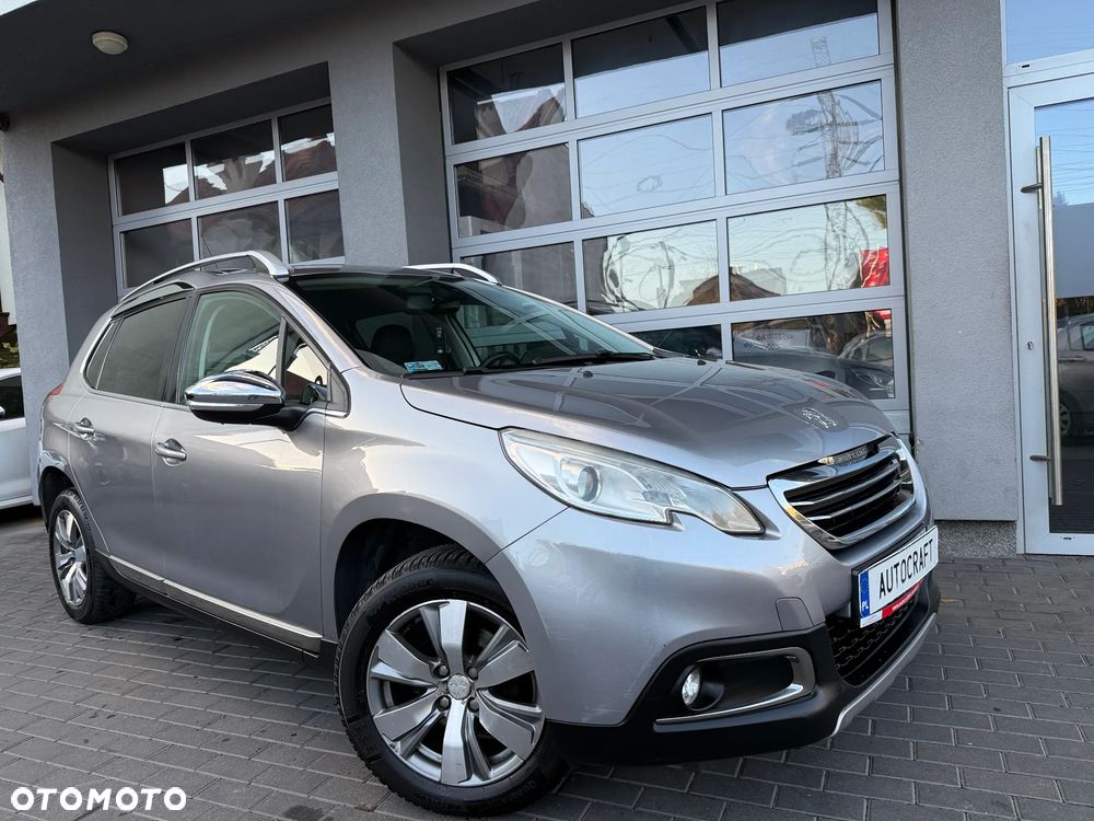 Peugeot 2008 1.2 VTi Allure - 25