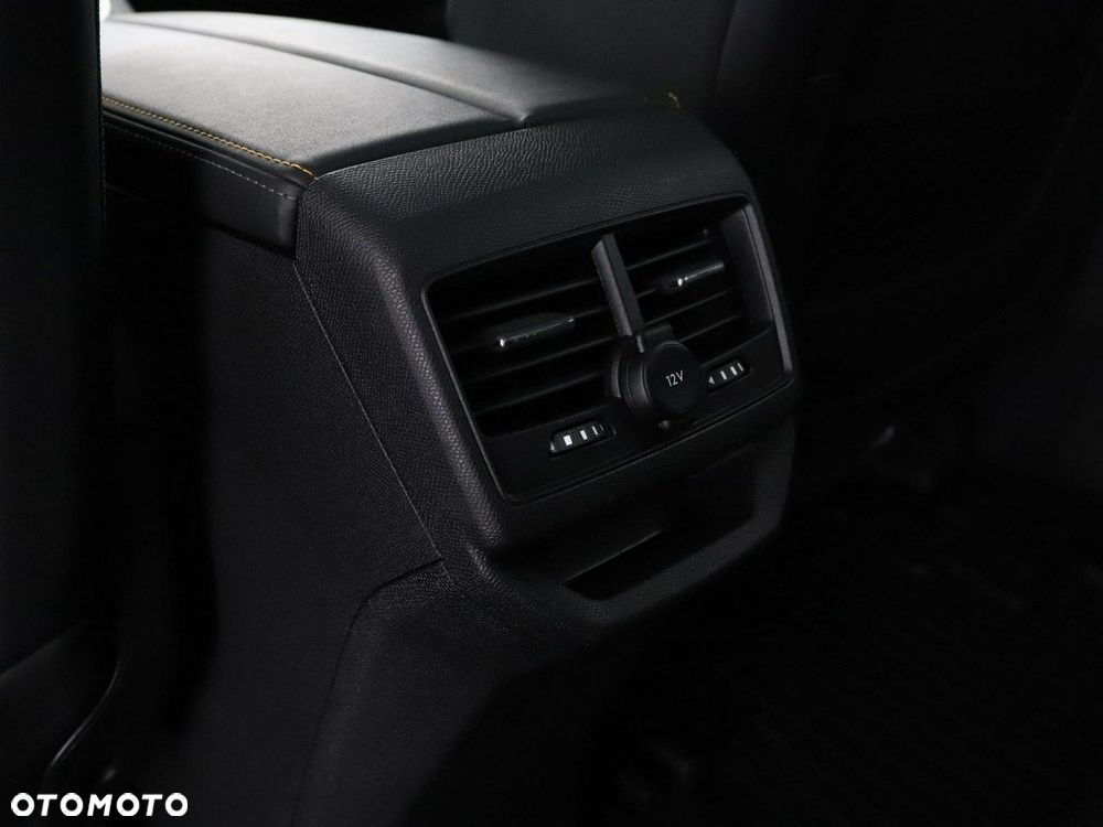 Peugeot 3008 1.2 PureTech Road Trip S&S - 41