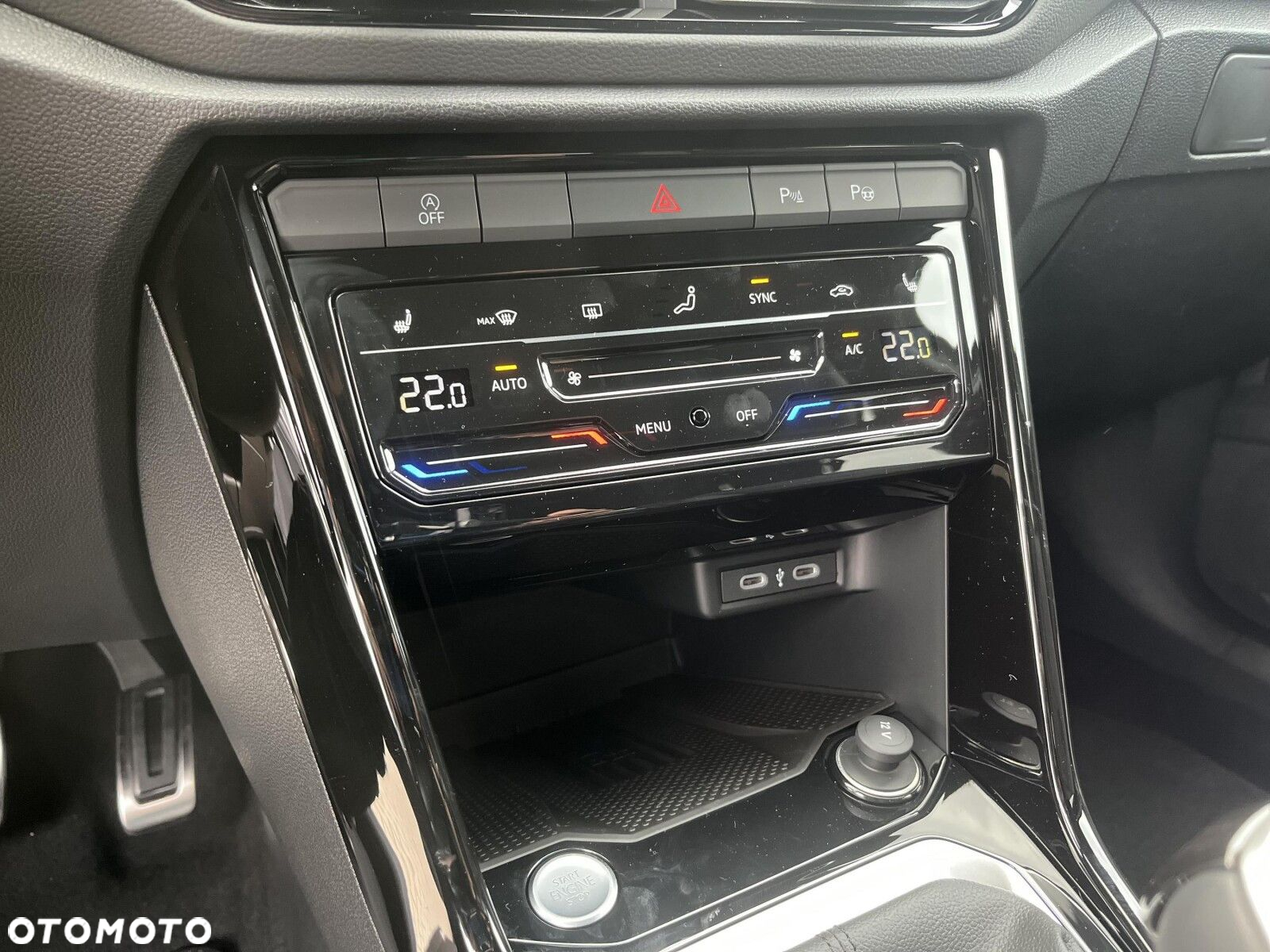 Volkswagen T-Roc - 20