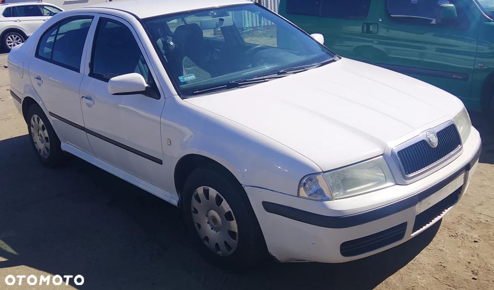 SKODA OCTAVIA I LIFT - 3