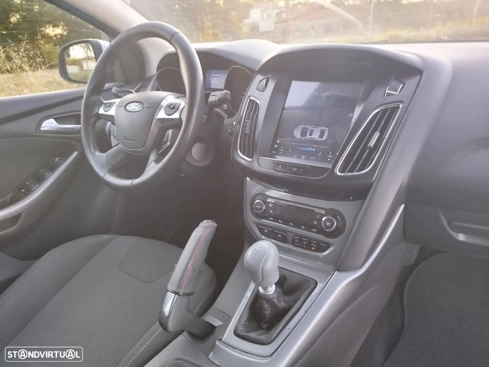 Ford Focus SW 1.6 TDCi Titanium Best - 12