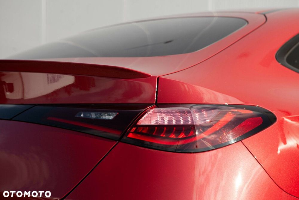 Mercedes-Benz GLC - 11