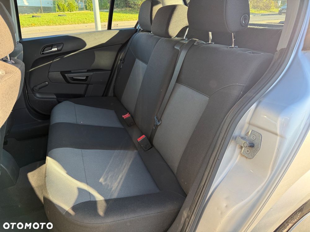 Opel Astra - 7
