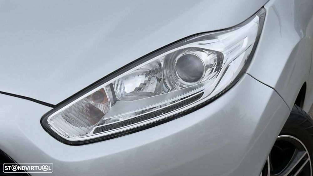 Ford Fiesta 1.5 TDCi Trend — fotografia 19