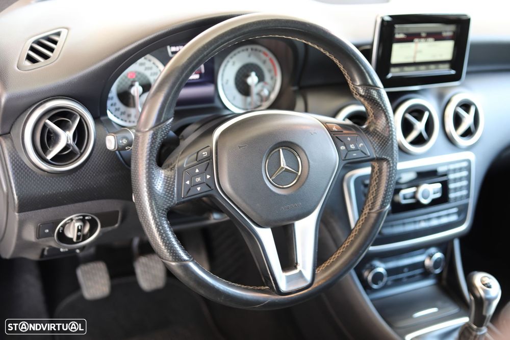 Mercedes-Benz A 180 d Urban - 8