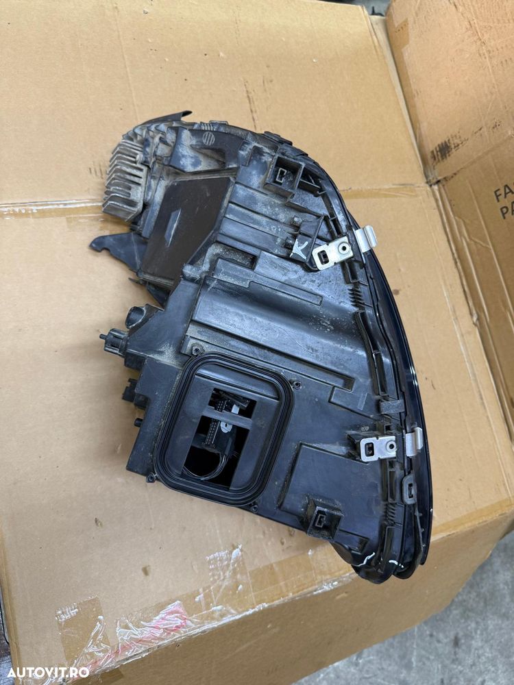 Far dreapta led cu defecte MERCEDES C-class W205 an 2014 cod A2058200661 - 6