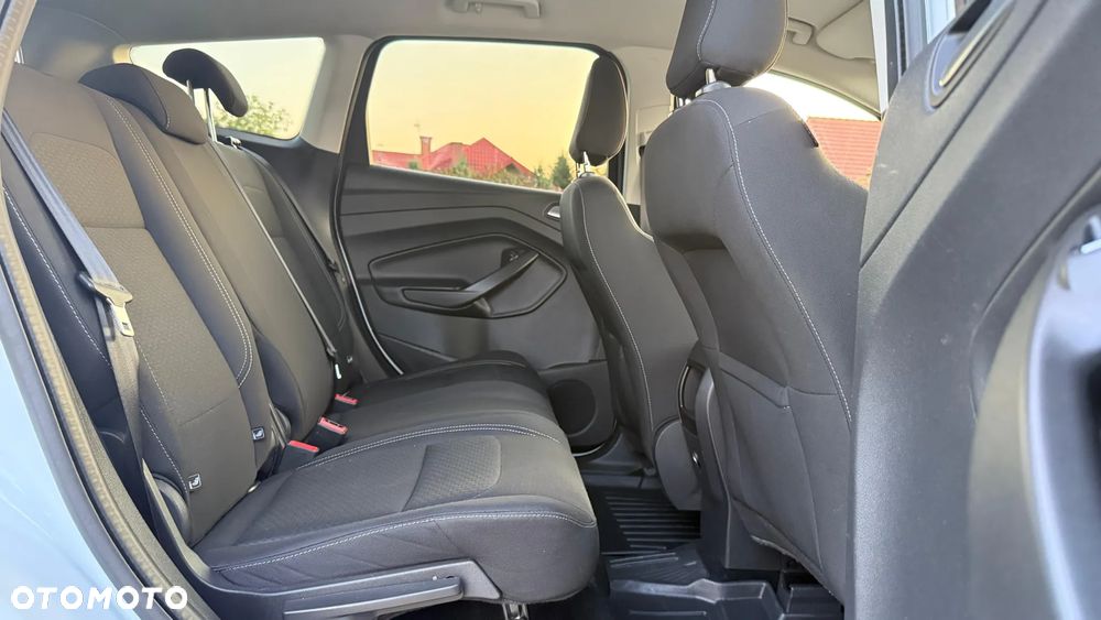 Ford Kuga 2.0 TDCi AWD Trend - 31