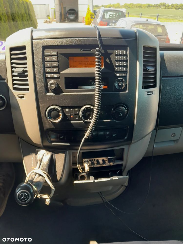 Mercedes-Benz Sprinter - 9