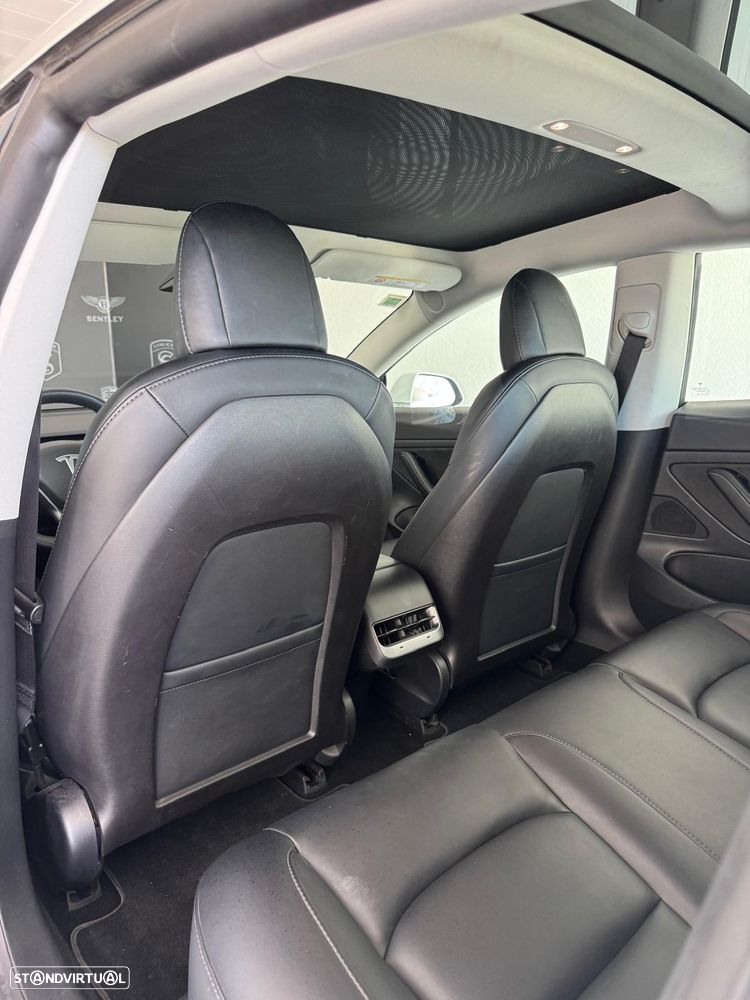 Tesla Model 3 - 18