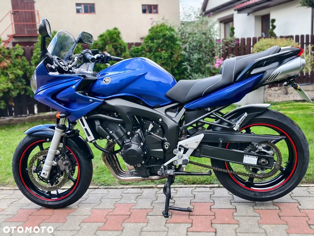 Yamaha FZ6 - 18
