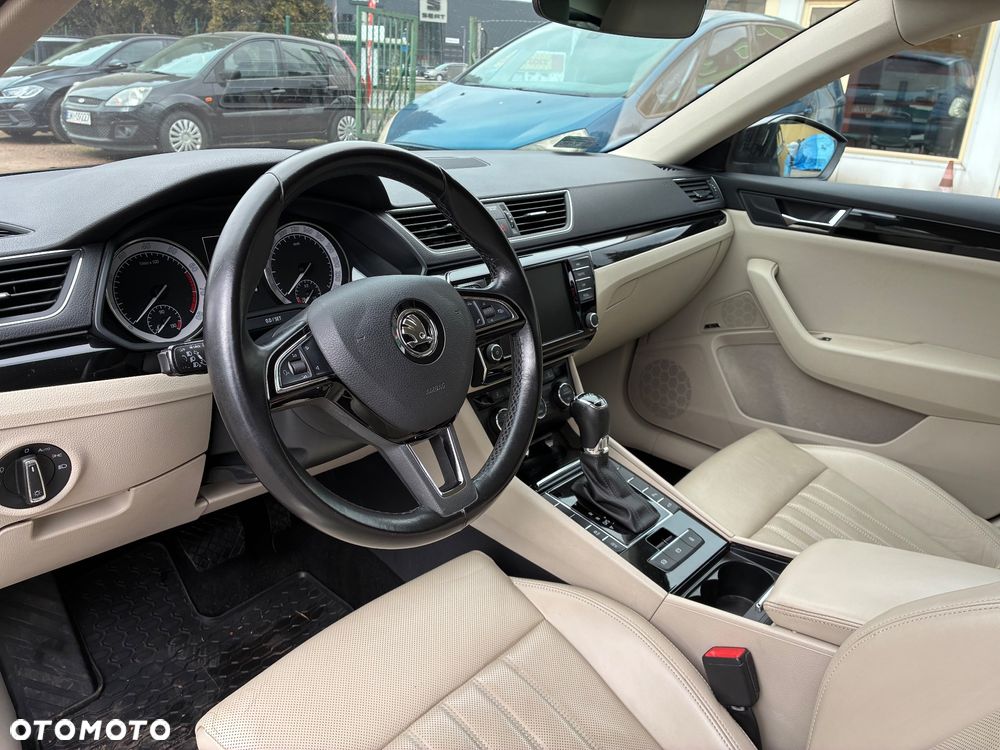 Skoda Superb 1.8 TSI L&K DSG - 10