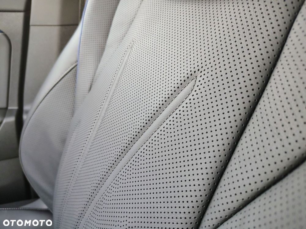 Volkswagen Tiguan - 16