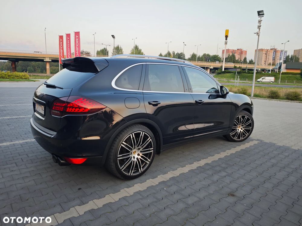 Porsche Cayenne S - 6