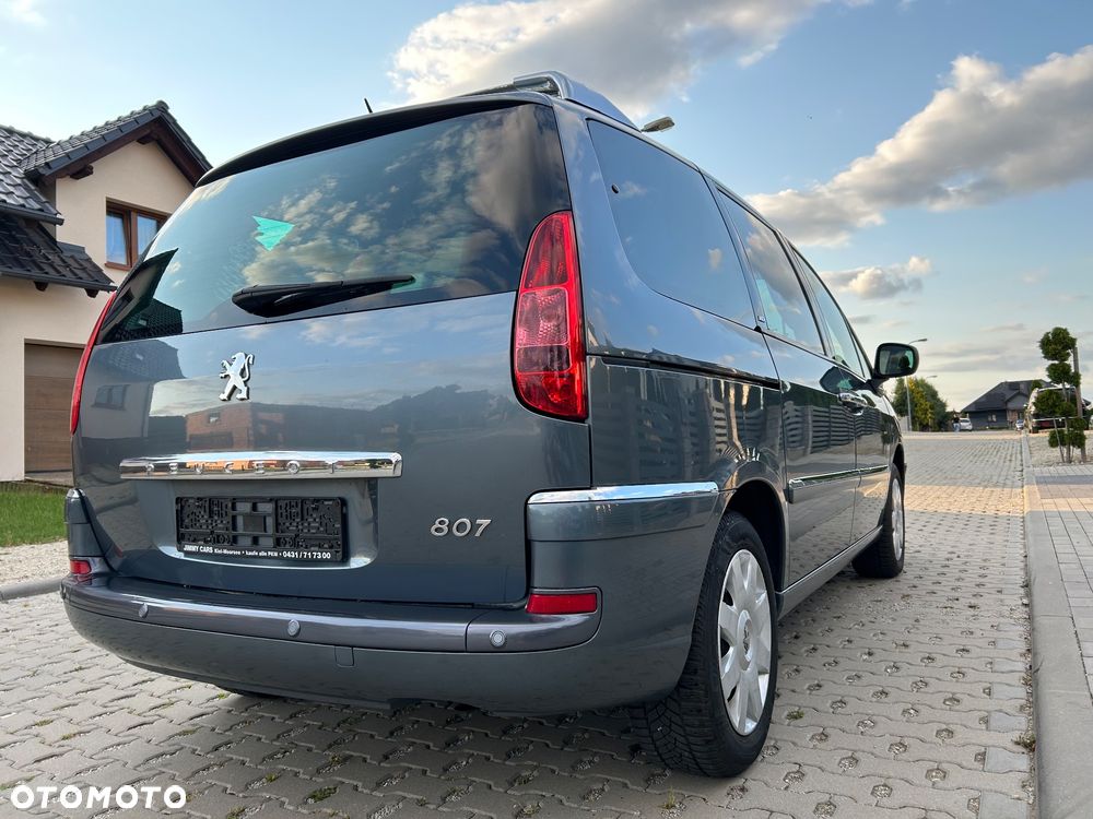 Peugeot 807 HDi 165 Premium - 14