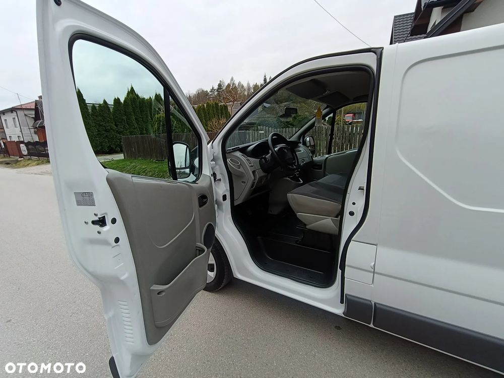 Opel Vivaro - 7