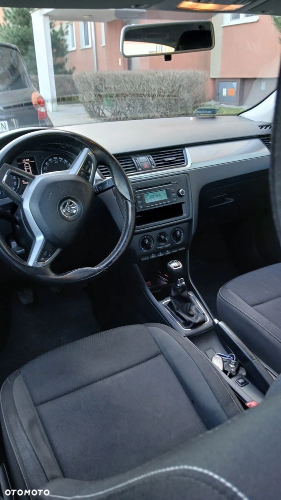 Skoda RAPID 1.6 TDI DPF Edition - 30
