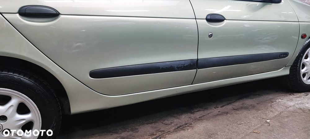 Renault Megane 1.4 Confort Privilege - 19