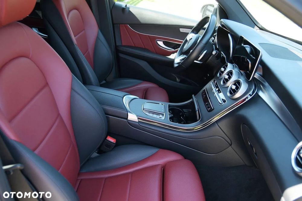 Mercedes-Benz GLC 220 d 4Matic 9G-TRONIC - 18