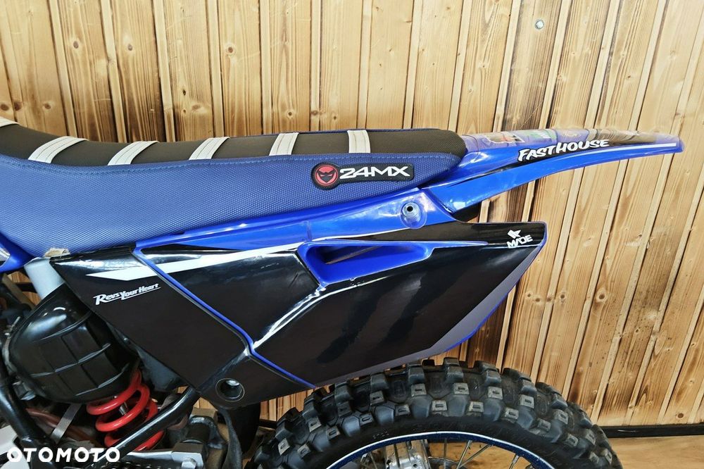 Yamaha YZ - 9