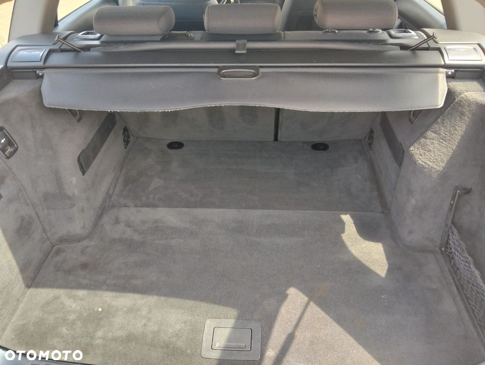 BMW Seria 3 318i - 6