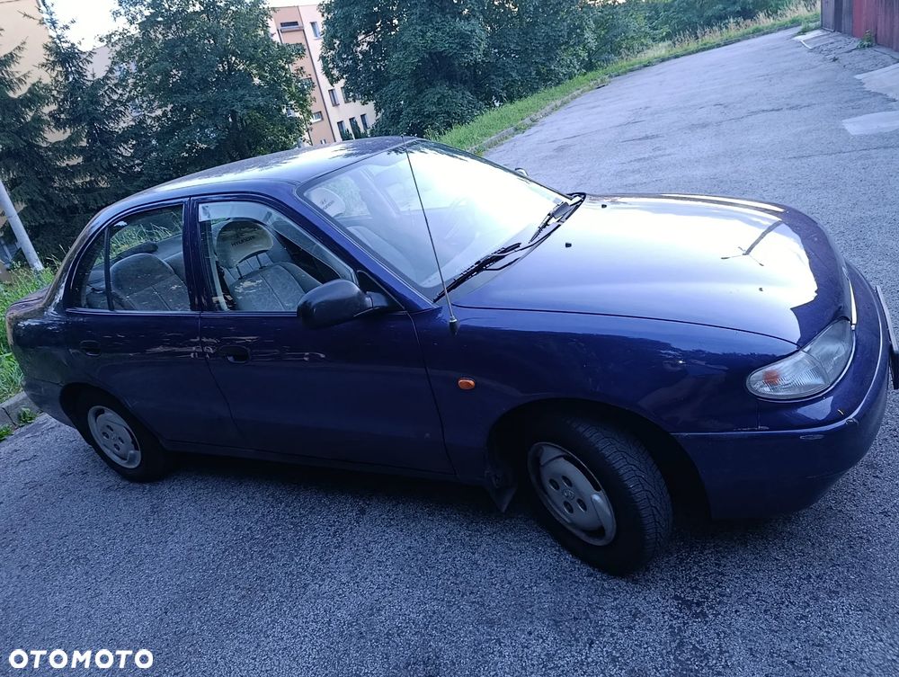 Hyundai Accent 1.5 GLS - 1