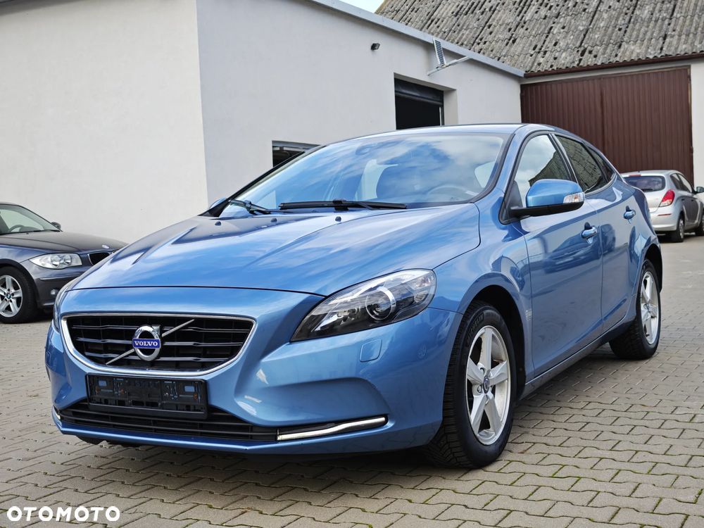Volvo V40 D2 Linje You - 1