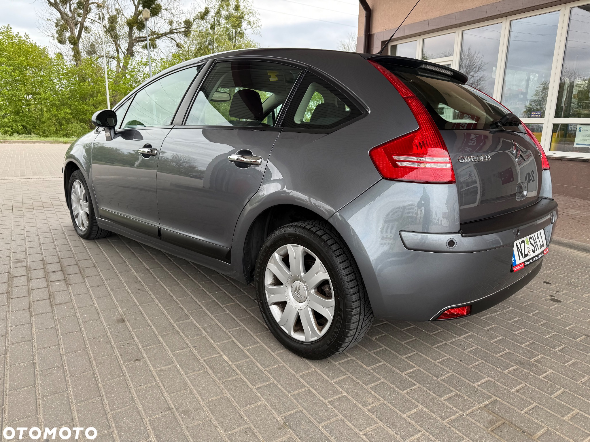 Citroën C4 1.4 16V Impress - 7