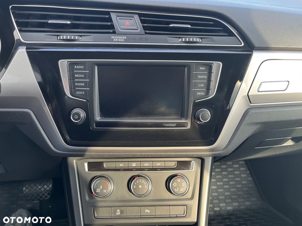 Volkswagen Touran 1.6 TDI SCR (BlueMotion Technology) DSG Trendline - 21