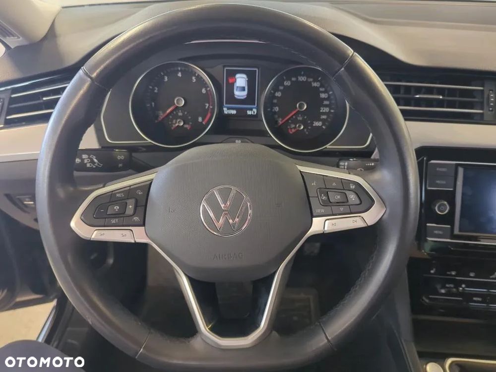 Volkswagen Passat 1.5 TSI EVO Business - 11