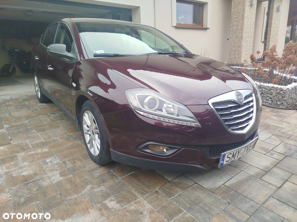 Lancia Delta 1.4 T-Jet Silver - 2