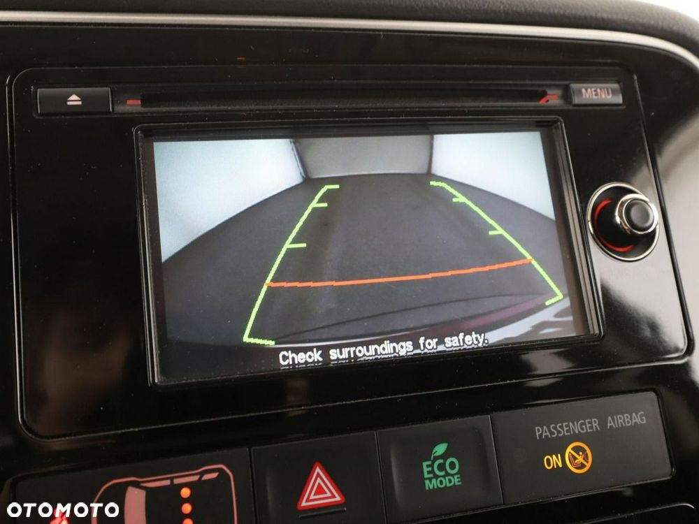 Mitsubishi Outlander 2.0 2WD SUV-Star - 25