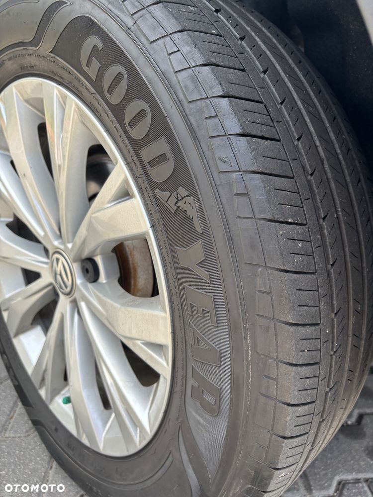 Volkswagen Tiguan 2.0 TSI 4Motion DSG OPF Comfortline - 18