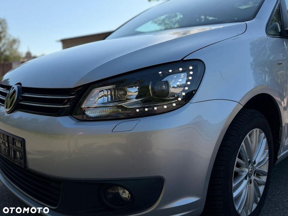 Volkswagen Touran - 5