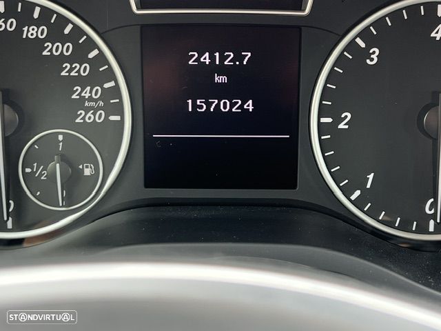Mercedes-Benz B 180 CDI AMG Line - 10