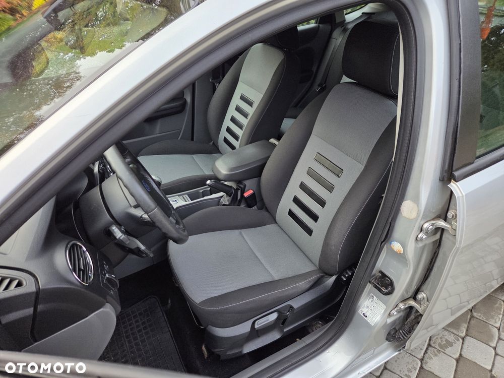 Ford Focus - 5