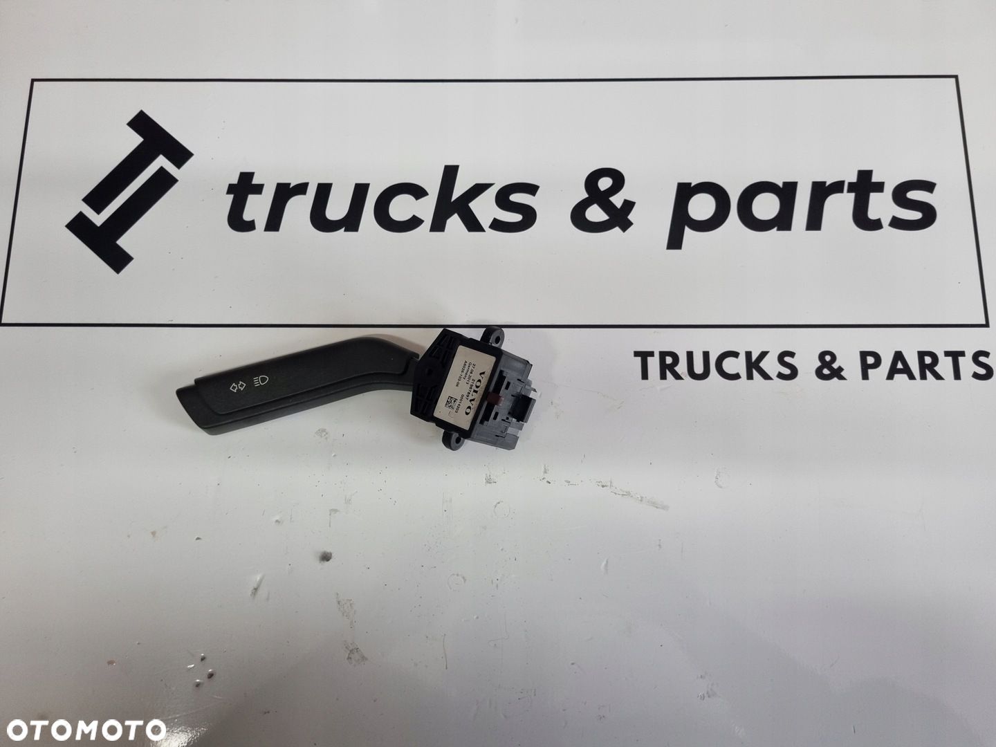 MANETKA KIERUNKOWSKAZÓW ŚWIATEŁ VOLVO FH FM 4 - 1