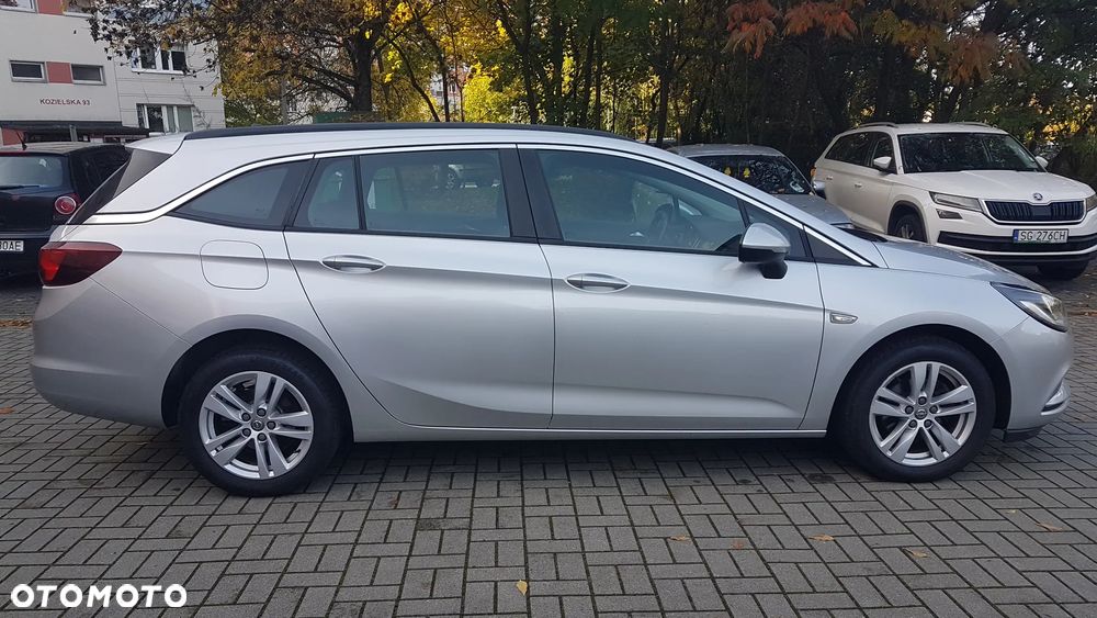 Opel Astra V 1.4 T Enjoy - 32