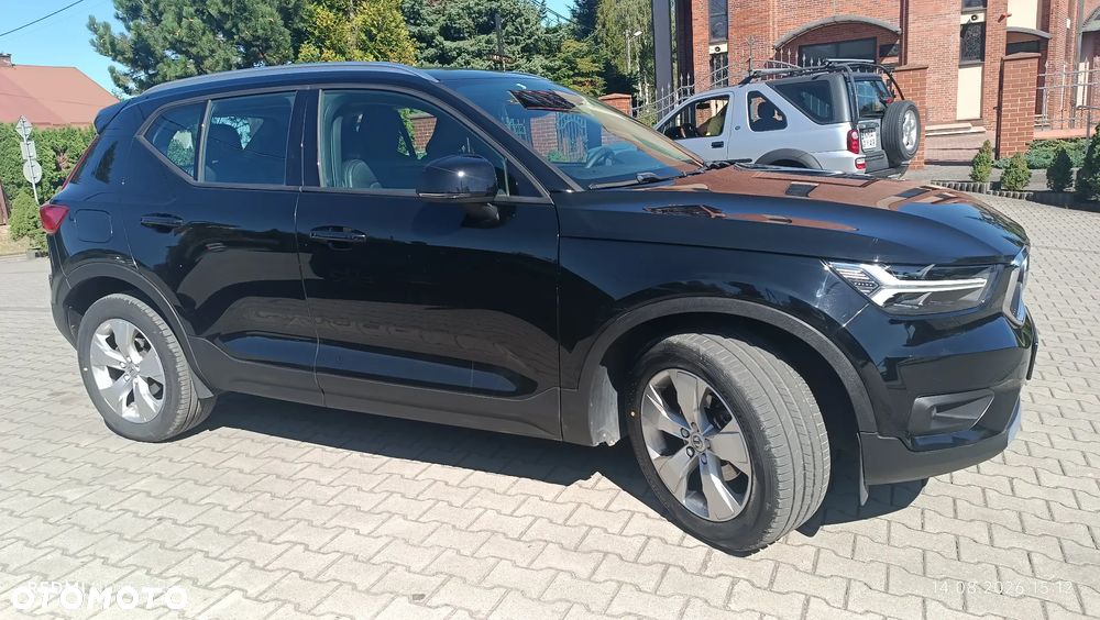 Volvo XC 40 D3 AWD Momentum Pro - 3