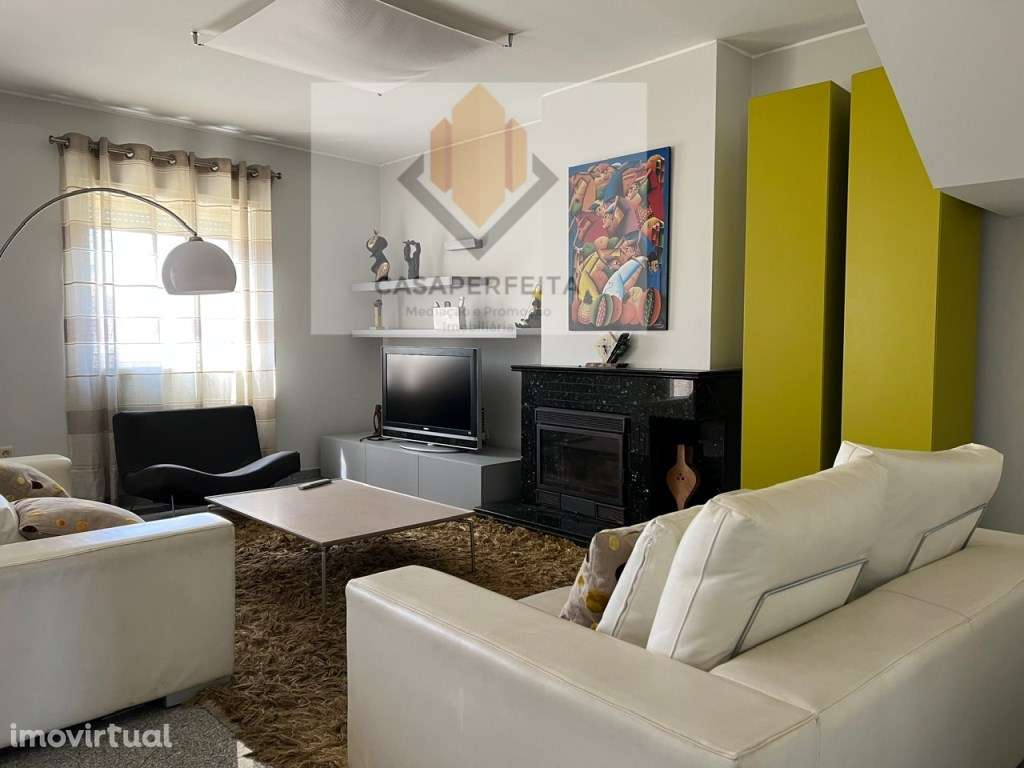 T4 Triplex em Condomínio Fechado com Piscina - Praia de Agudela - L... - Grande imagem: 4/20