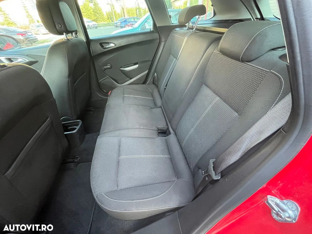 Opel Astra 1.7 CDTI DPF Design Edition - 9