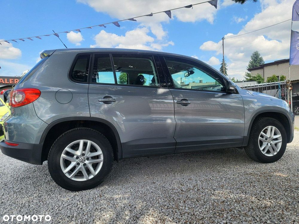 Volkswagen Tiguan - 8