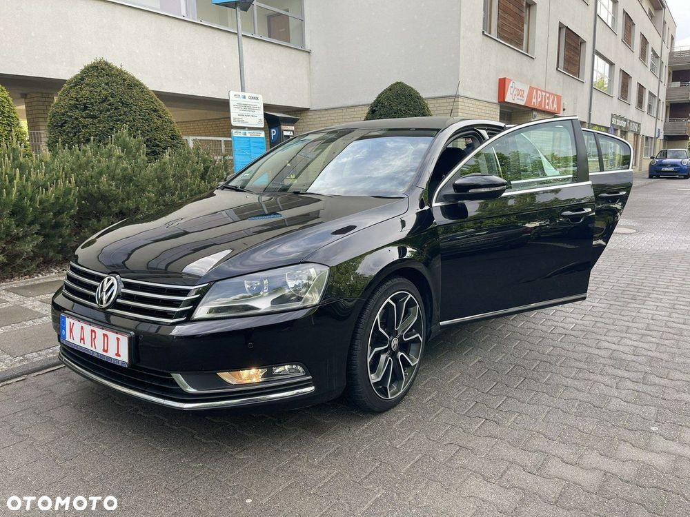 Volkswagen Passat - 11