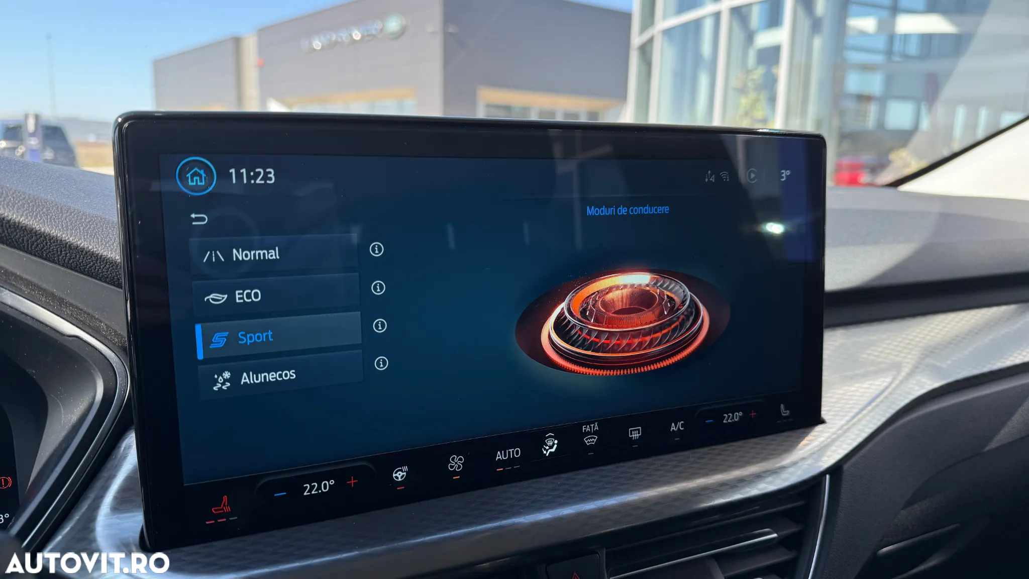 Ford Kuga 1.5 EcoBoost A8 FWD Titanium - 22