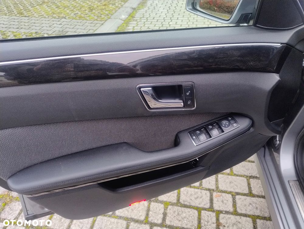 Mercedes-Benz Klasa E 350 CDI DPF BlueEFFICIENCY 7G-TRONIC Avantgarde - 11