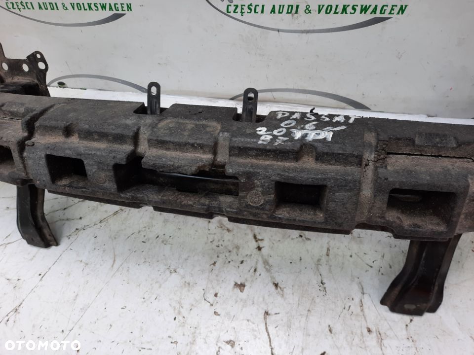 VW PASSAT B6 06R  przód BELKA ZDERZAKA - 4